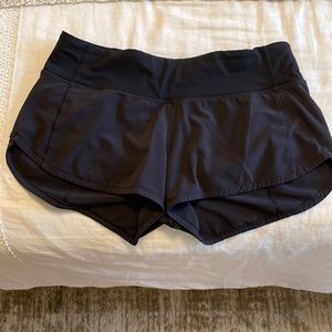 Lululemon Speed Up Low-Rise Lined Short